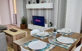 2E Apartment Myslym Shyri